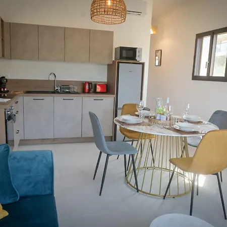 Giulietta - Spacious Terrace - By Tgb Daire *