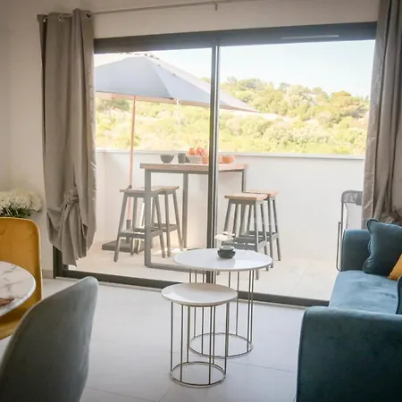 Daire Giulietta - Spacious Terrace - By Tgb Pietrosella