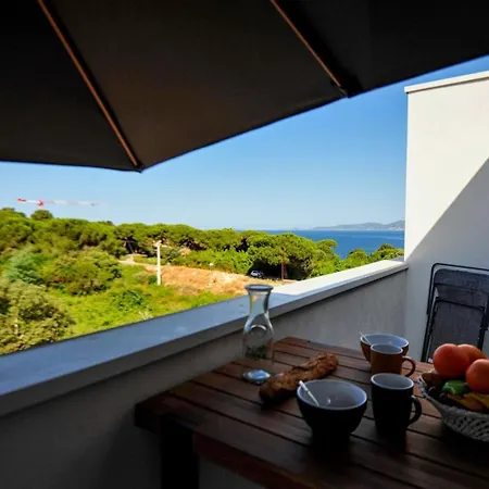 Giulietta - Spacious Terrace - By Tgb Apartment