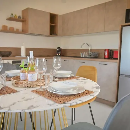 Apartment Giulietta - Spacious Terrace - By Tgb