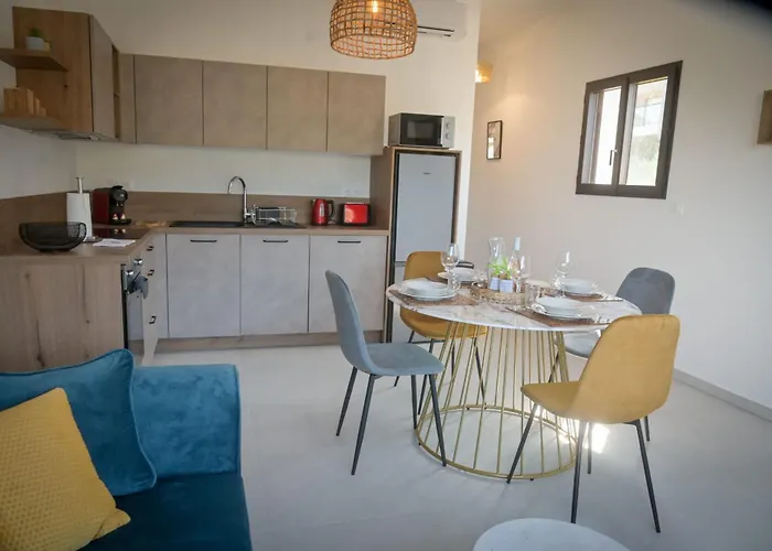 Giulietta - Spacious Terrace - By Tgb Daire *